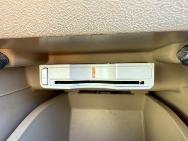 気になるお車がありましたら右の電話番号から直接お店にお問い合わせください。支払方法から車両情報、状態までなんでもご説明させて頂きます。スタッフ一同ご連絡お待ちしております。