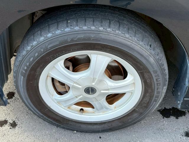 気になるお車がありましたら右の電話番号から直接お店にお問い合わせください。支払方法から車両情報、状態までなんでもご説明させて頂きます。スタッフ一同ご連絡お待ちしております。