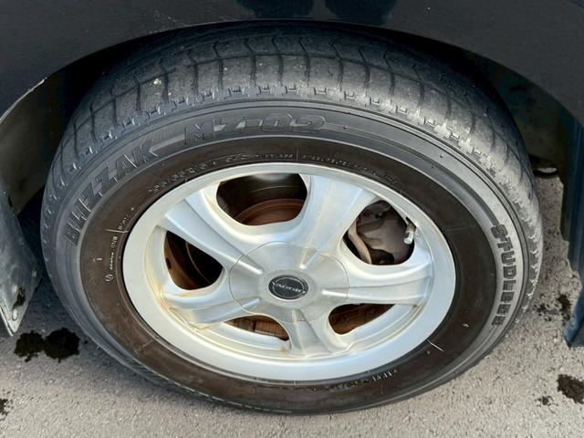 気になるお車がありましたら右の電話番号から直接お店にお問い合わせください。支払方法から車両情報、状態までなんでもご説明させて頂きます。スタッフ一同ご連絡お待ちしております。