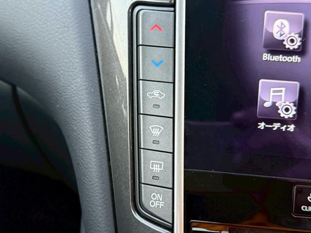 スカイライン ３５０ＧＴ　ハイブリッド　タイプＰ　メーカーナビ　黒革シート　フルエアロ　社外１８インチアルミ　アラウンドビューモニター　ＥＴＣ　プッシュスタート　Ｂｌｕｅｔｏｏｔｈ　エマージェンシーブレーキ（22枚目）