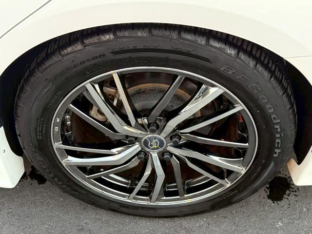 スカイライン ３５０ＧＴ　ハイブリッド　タイプＰ　メーカーナビ　黒革シート　フルエアロ　社外１８インチアルミ　アラウンドビューモニター　ＥＴＣ　プッシュスタート　Ｂｌｕｅｔｏｏｔｈ　エマージェンシーブレーキ（39枚目）