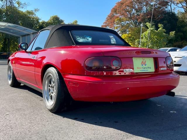 ユーノスロードスター スペシャルパッケージ　熊谷５７　ナンバー２桁引継了承　マツダディーラー整備　外装同色全塗装　ＴＥＩＮ車高調　ＲＰＦ１アルミ　運転席ＢＲＩＤＥフルバケ　助手席マツダスピードセミバケ（11枚目）