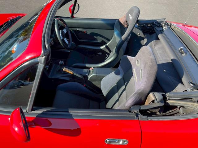 ユーノスロードスター スペシャルパッケージ　熊谷５７　ナンバー２桁引継了承　マツダディーラー整備　外装同色全塗装　ＴＥＩＮ車高調　ＲＰＦ１アルミ　運転席ＢＲＩＤＥフルバケ　助手席マツダスピードセミバケ（14枚目）