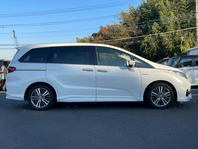 オデッセイハイブリッド ハイブリッドアブソルート・ホンダセンシング　純正９インチナビ　フルセグ　バックモニター　両側パワースライドドア　ＬＥＤヘッドライト　衝突軽減ブレーキ　レーダークルーズ　パワーシート　スマートキー　ＥＴＣ　ワンオーナー（8枚目）