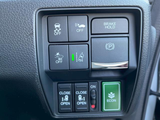 オデッセイハイブリッド ハイブリッドアブソルート・ホンダセンシング　純正９インチナビ　フルセグ　バックモニター　両側パワースライドドア　ＬＥＤヘッドライト　衝突軽減ブレーキ　レーダークルーズ　パワーシート　スマートキー　ＥＴＣ　ワンオーナー（22枚目）