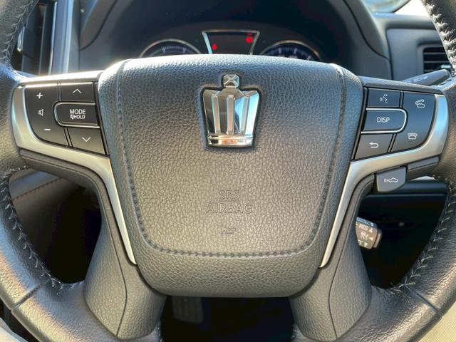 クラウンハイブリッド アスリートＧ　サンルーフ　黒レザーシート　シートヒーター　ベンチレーション　パワーシート　メーカーナビＴＶ　バックモニター　ＨＩＤヘッドライト　スマートキー　プッシュスタート　プリクラッシュ　レーダークルーズ（23枚目）