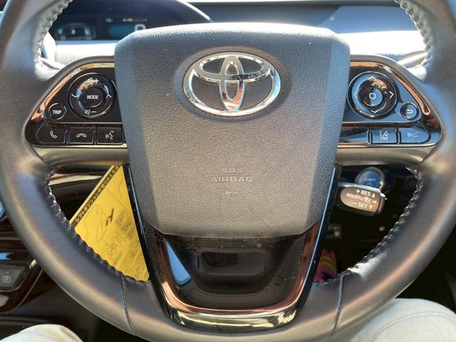 プリウス ＳセーフティプラスＩＩ　純正９インチナビ　フルセグ　全周囲モニター　プリクラッシュ　レーダークルーズ　車線逸脱　ブラインドスポッ　ＬＥＤヘッドライト　ＥＴＣ　ワンオーナー（23枚目）