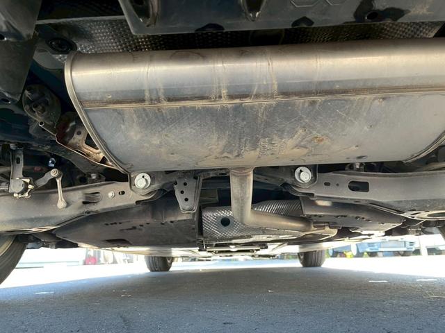 プリウス ＳセーフティプラスＩＩ　純正９インチナビ　フルセグ　全周囲モニター　プリクラッシュ　レーダークルーズ　車線逸脱　ブラインドスポッ　ＬＥＤヘッドライト　ＥＴＣ　ワンオーナー（34枚目）