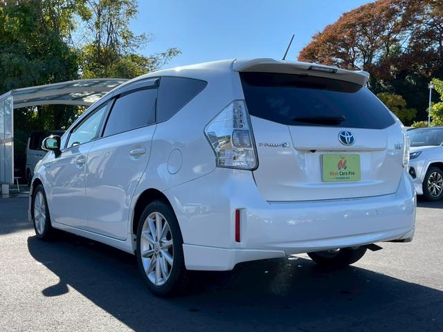 プリウスアルファ Ｓツーリングセレクション　アルパイン９インチナビ　フルセグ　バックモニター　ＬＥＤヘッドライト　スマートキー　プッシュスタート　ＥＴＣ　純正アルミ（4枚目）