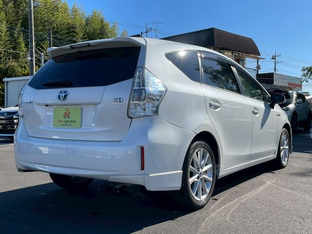 プリウスアルファ Ｓツーリングセレクション　アルパイン９インチナビ　フルセグ　バックモニター　ＬＥＤヘッドライト　スマートキー　プッシュスタート　ＥＴＣ　純正アルミ（5枚目）