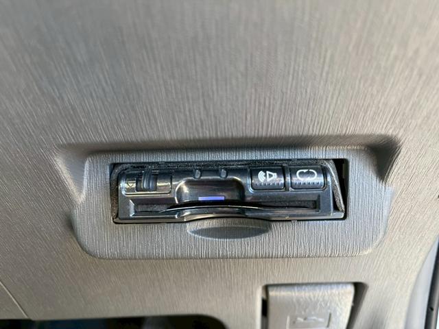 プリウスアルファ Ｓツーリングセレクション　アルパイン９インチナビ　フルセグ　バックモニター　ＬＥＤヘッドライト　スマートキー　プッシュスタート　ＥＴＣ　純正アルミ（21枚目）