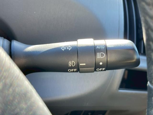 プリウスアルファ Ｓツーリングセレクション　アルパイン９インチナビ　フルセグ　バックモニター　ＬＥＤヘッドライト　スマートキー　プッシュスタート　ＥＴＣ　純正アルミ（23枚目）