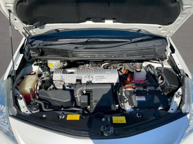 プリウスアルファ Ｓツーリングセレクション　アルパイン９インチナビ　フルセグ　バックモニター　ＬＥＤヘッドライト　スマートキー　プッシュスタート　ＥＴＣ　純正アルミ（30枚目）