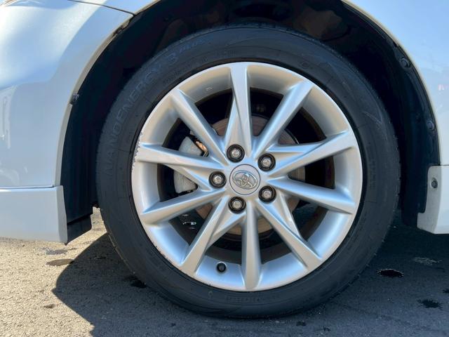 プリウスアルファ Ｓツーリングセレクション　アルパイン９インチナビ　フルセグ　バックモニター　ＬＥＤヘッドライト　スマートキー　プッシュスタート　ＥＴＣ　純正アルミ（34枚目）