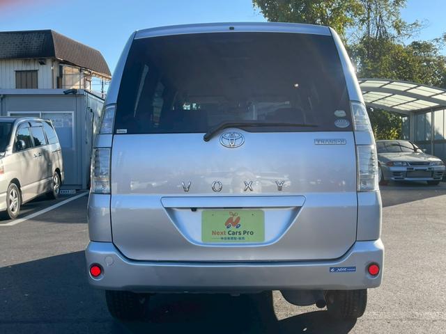 ヴォクシー トランス－Ｘ　社外ナビ　フルセグ（6枚目）