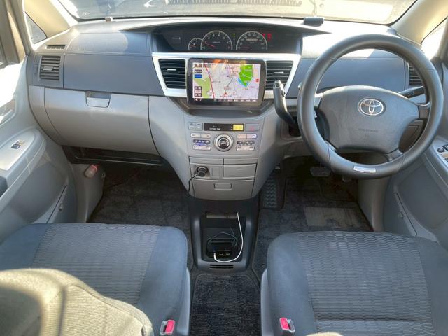 ヴォクシー トランス－Ｘ　社外ナビ　フルセグ（9枚目）