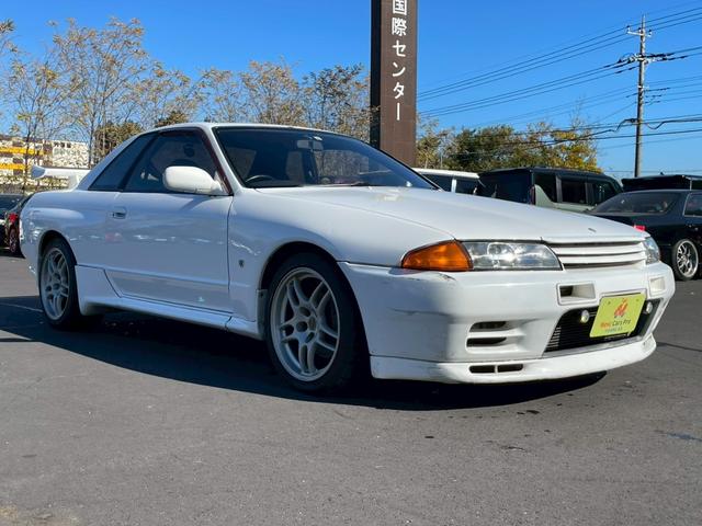 数ある中より当店のお車をご覧頂き誠にありがとうございます。この度業販サイトオートサーバーより加盟７．５万社中の五つ星出品店２００社に選出されました。業販価格とほぼ同じ価格でご紹介致します。