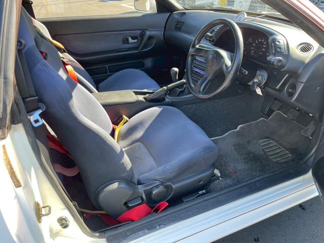 気になるお車がありましたら右の電話番号から直接お店にお問い合わせください。支払方法から車両情報、状態までなんでもご説明させて頂きます。スタッフ一同ご連絡お待ちしております。