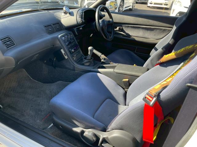 気になるお車がありましたら右の電話番号から直接お店にお問い合わせください。支払方法から車両情報、状態までなんでもご説明させて頂きます。スタッフ一同ご連絡お待ちしております。