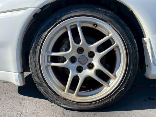 気になるお車がありましたら右の電話番号から直接お店にお問い合わせください。支払方法から車両情報、状態までなんでもご説明させて頂きます。スタッフ一同ご連絡お待ちしております。