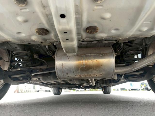 ヴォクシー Ｚ　煌　両側パワースライドドア　純正ナビ　バックモニター　ワンオーナー（28枚目）