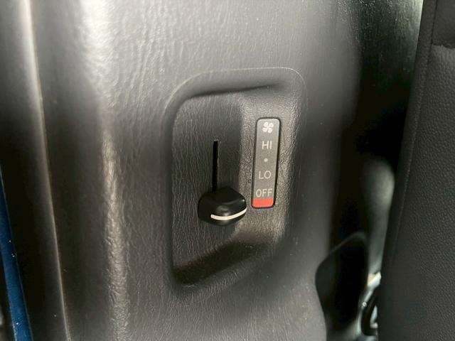 ハイエースバン ロングスーパーGL 純正ナビ フルセグ バックモニター キーレス(28枚目)