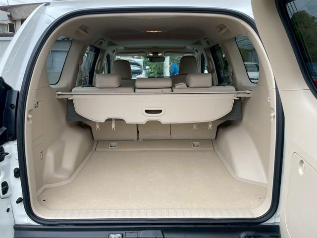 ランドクルーザープラド ＴＸ　Ｌパッケージ　純正９インチナビ　フルセグ　バックモニター　サンルーフ　ベージュレザーシート　シートヒーター　パワーシート　プリクラッシュ　レーダークルーズ　パーキングサポートブレーキ　ブラックルーフレール（14枚目）