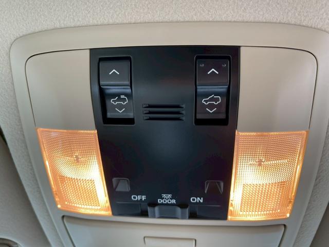 ランドクルーザープラド ＴＸ　Ｌパッケージ　純正９インチナビ　フルセグ　バックモニター　サンルーフ　ベージュレザーシート　シートヒーター　パワーシート　プリクラッシュ　レーダークルーズ　パーキングサポートブレーキ　ブラックルーフレール（22枚目）