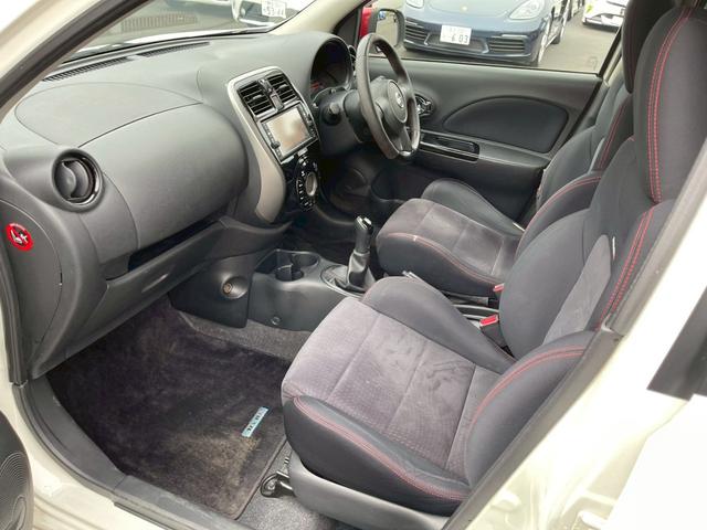 マーチ ニスモ　Ｓ　純正ナビ　フルセグ　バックモニター　ＬＥＤヘッドライト　専用チューニングコンピューター　専用スポーツシート　インテリキー　プッシュスタート（12枚目）