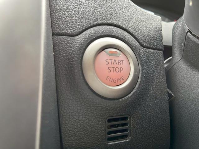 マーチ ニスモ　Ｓ　純正ナビ　フルセグ　バックモニター　ＬＥＤヘッドライト　専用チューニングコンピューター　専用スポーツシート　インテリキー　プッシュスタート（25枚目）