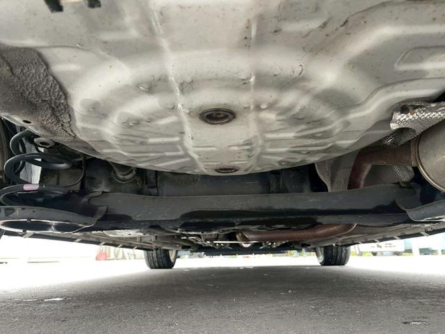 マーチ ニスモ　Ｓ　純正ナビ　フルセグ　バックモニター　ＬＥＤヘッドライト　専用チューニングコンピューター　専用スポーツシート　インテリキー　プッシュスタート（30枚目）