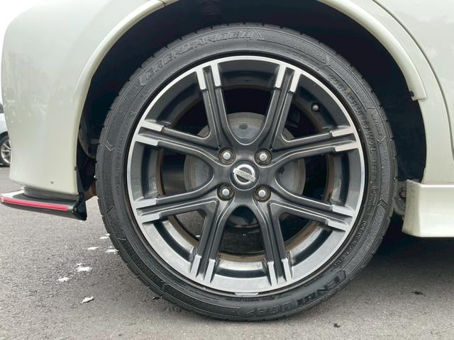 マーチ ニスモ　Ｓ　純正ナビ　フルセグ　バックモニター　ＬＥＤヘッドライト　専用チューニングコンピューター　専用スポーツシート　インテリキー　プッシュスタート（33枚目）