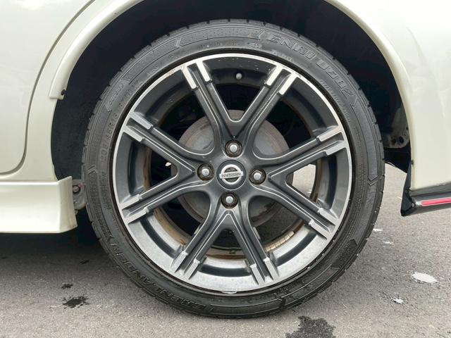 マーチ ニスモ　Ｓ　純正ナビ　フルセグ　バックモニター　ＬＥＤヘッドライト　専用チューニングコンピューター　専用スポーツシート　インテリキー　プッシュスタート（35枚目）