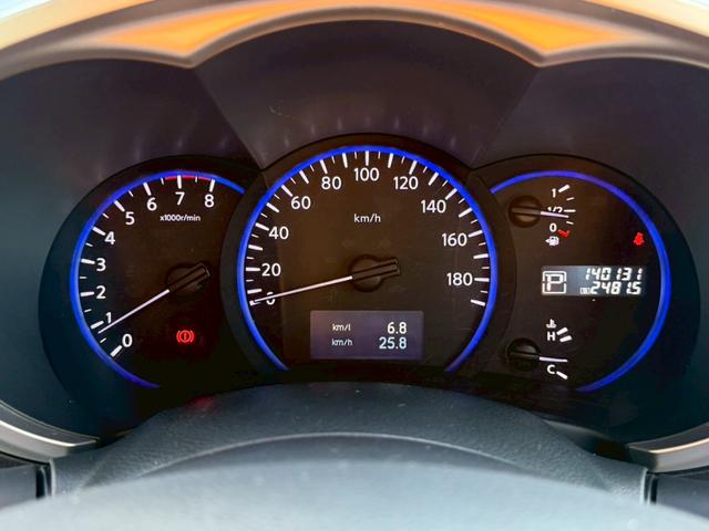 エルグランド ＶＩＰ　メーカーナビ　フルセグ　全周囲モニター　両側パワスラ　後席モニター　サンルーフ　黒革シート　パワーシート　シートヒーター　オートサイドステップ　パワーバックドア　インテリキー　プッシュスタート（18枚目）