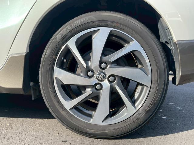 アクア Ｘ－アーバン　純正ナビ　フルセグ　バックモニター　ハーフレザーシート　スマートキー　プッシュスタート　ＥＴＣ　純正アルミ（34枚目）