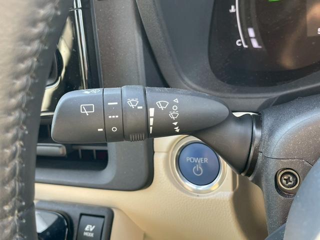 シエンタ ハイブリッドＺ　メーカーナビ　フルセグ　全周囲モニター　両側パワスラ　プリクラッシュ　レーダークルーズ　ブラインドスポット　パーキングサポートブレーキ　ＬＥＤライト　シートヒーター　ステアリングヒーター　ワンオーナー（24枚目）