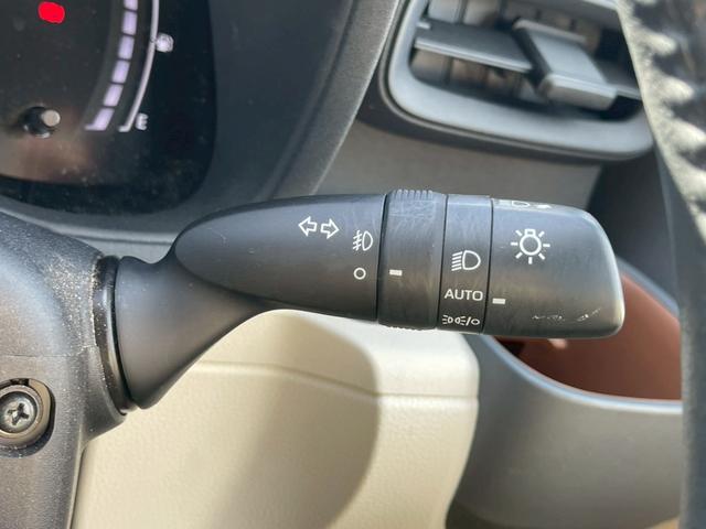 シエンタ ハイブリッドＺ　メーカーナビ　フルセグ　全周囲モニター　両側パワスラ　プリクラッシュ　レーダークルーズ　ブラインドスポット　パーキングサポートブレーキ　ＬＥＤライト　シートヒーター　ステアリングヒーター　ワンオーナー（25枚目）