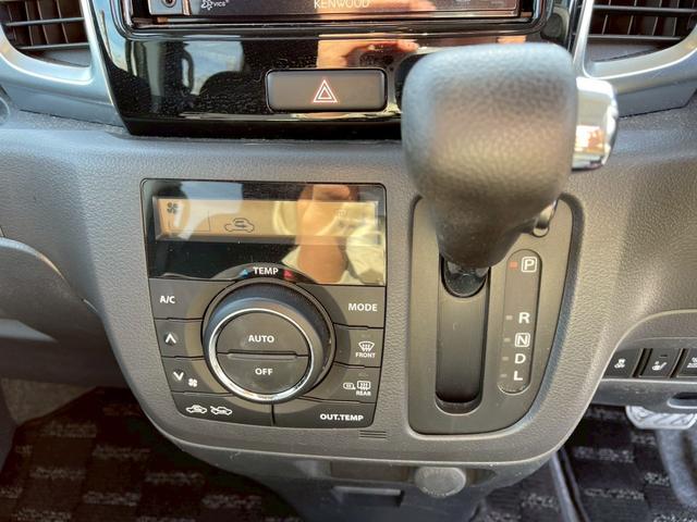 スペーシア 　ＴＳ　レーダーブレーキ　誤発進抑制　社外ナビＴＶ　両側パワースライドドア　シートヒーター　スマートキー　プッシュスタート　純正アルミ　ＥＴＣ　ワンオーナー（21枚目）