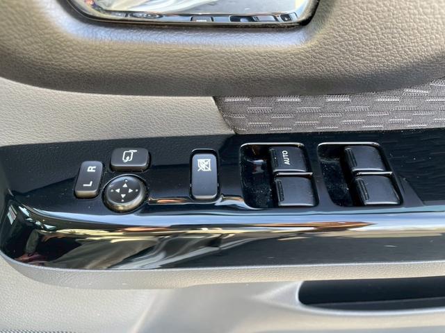 スペーシア 　ＴＳ　レーダーブレーキ　誤発進抑制　社外ナビＴＶ　両側パワースライドドア　シートヒーター　スマートキー　プッシュスタート　純正アルミ　ＥＴＣ　ワンオーナー（25枚目）