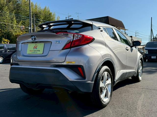 Ｃ－ＨＲ Ｓ　純正９インチナビ　フルセグ　バックモニター　プリクラッシュ　レーダークルーズ　車線逸脱　スマートキー　プッシュスタート　ＬＥＤヘッドライト　純正アルミ　ＥＴＣ（5枚目）