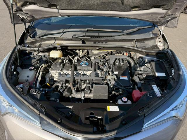 Ｃ－ＨＲ Ｓ　純正９インチナビ　フルセグ　バックモニター　プリクラッシュ　レーダークルーズ　車線逸脱　スマートキー　プッシュスタート　ＬＥＤヘッドライト　純正アルミ　ＥＴＣ（32枚目）