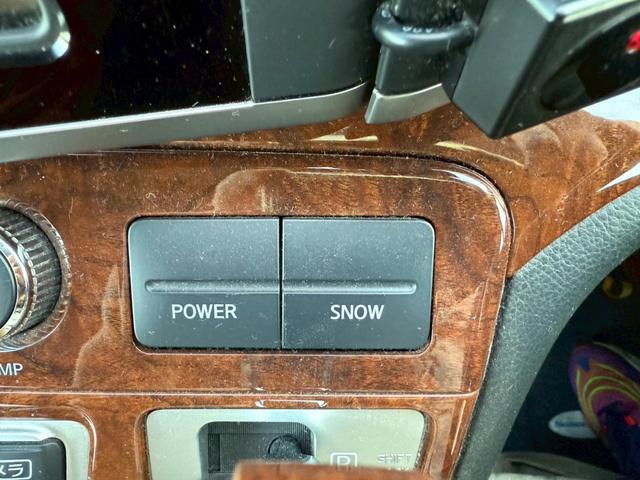 気になるお車がありましたら右の電話番号から直接お店にお問い合わせください。支払方法から車両情報、状態までなんでもご説明させて頂きます。スタッフ一同ご連絡お待ちしております。