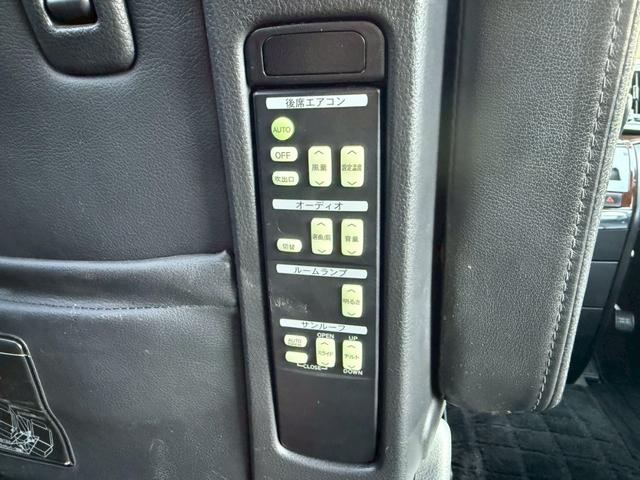 気になるお車がありましたら右の電話番号から直接お店にお問い合わせください。支払方法から車両情報、状態までなんでもご説明させて頂きます。スタッフ一同ご連絡お待ちしております。