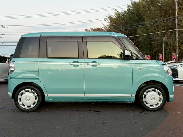 ムーヴキャンバス Ｇホワイトアクセントリミテッド　ＳＡＩＩＩ　純正ナビ　フルセグ　全周囲モニター　両側パワースライドドア　衝突回避支援ブレーキ　車線逸脱　前後方誤発進抑制　ＬＥＤヘッドライト　シートカバー　スマートキー　プッシュスタート　ワンオーナー（8枚目）