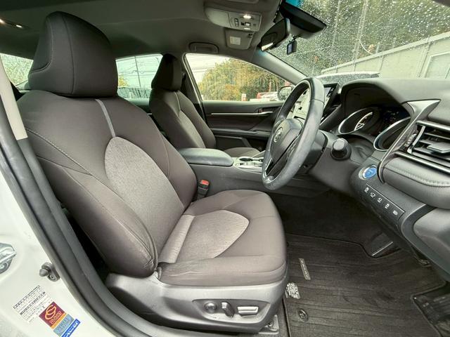 カムリ Ｇ　純正ナビ　全周囲モニター　プリクラッシュ　レーダークルーズ　車線逸脱　標識認識　ブラインドスポットモニター　インテリジェントクリアランスソナー　ＬＥＤヘッドライト　パワーシート　スマートキー（10枚目）