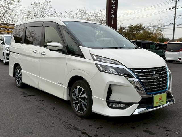 セレナ ｅ－パワー　ハイウェイスターＶ　両側パワスラ　プロパイロット　エマブレ　純正ナビ　フルセグ　全周囲Ｍ　インテリジェントパーキングアシスト　クルーズコントロール　ＬＥＤヘッドライト　後席モニター　電動パーキングブレーキ　オートホールド（2枚目）