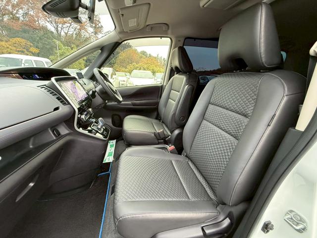 セレナ ｅ－パワー　ハイウェイスターＶ　両側パワスラ　プロパイロット　エマブレ　純正ナビ　フルセグ　全周囲Ｍ　インテリジェントパーキングアシスト　クルーズコントロール　ＬＥＤヘッドライト　後席モニター　電動パーキングブレーキ　オートホールド（13枚目）