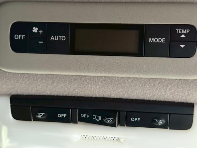 セレナ ｅ－パワー　ハイウェイスターＶ　両側パワスラ　プロパイロット　エマブレ　純正ナビ　フルセグ　全周囲Ｍ　インテリジェントパーキングアシスト　クルーズコントロール　ＬＥＤヘッドライト　後席モニター　電動パーキングブレーキ　オートホールド（28枚目）