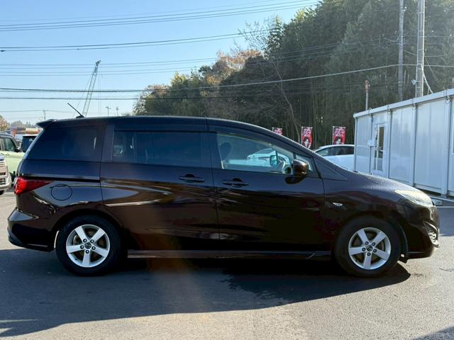 プレマシー ２０Ｓ－スカイアクティブ　パワースライドドア　社外ナビ　スマートキー　純正アルミ　ＨＩＤヘッドライト（8枚目）