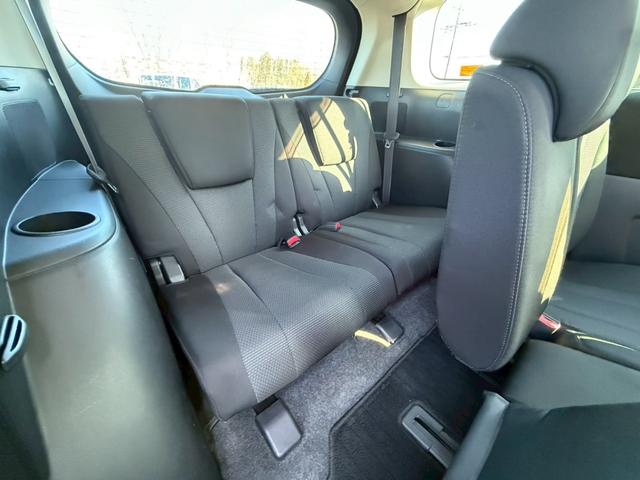 プレマシー ２０Ｓ－スカイアクティブ　パワースライドドア　社外ナビ　スマートキー　純正アルミ　ＨＩＤヘッドライト（12枚目）